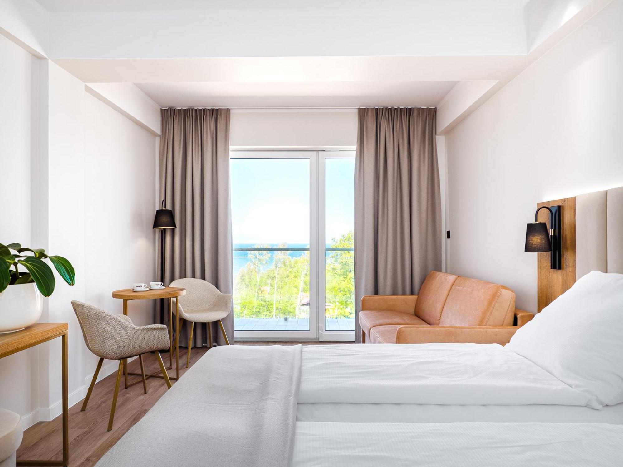 Resort Krol Plaza Spa & Wellness ยารอสวาเวียซ ภายนอก รูปภาพ