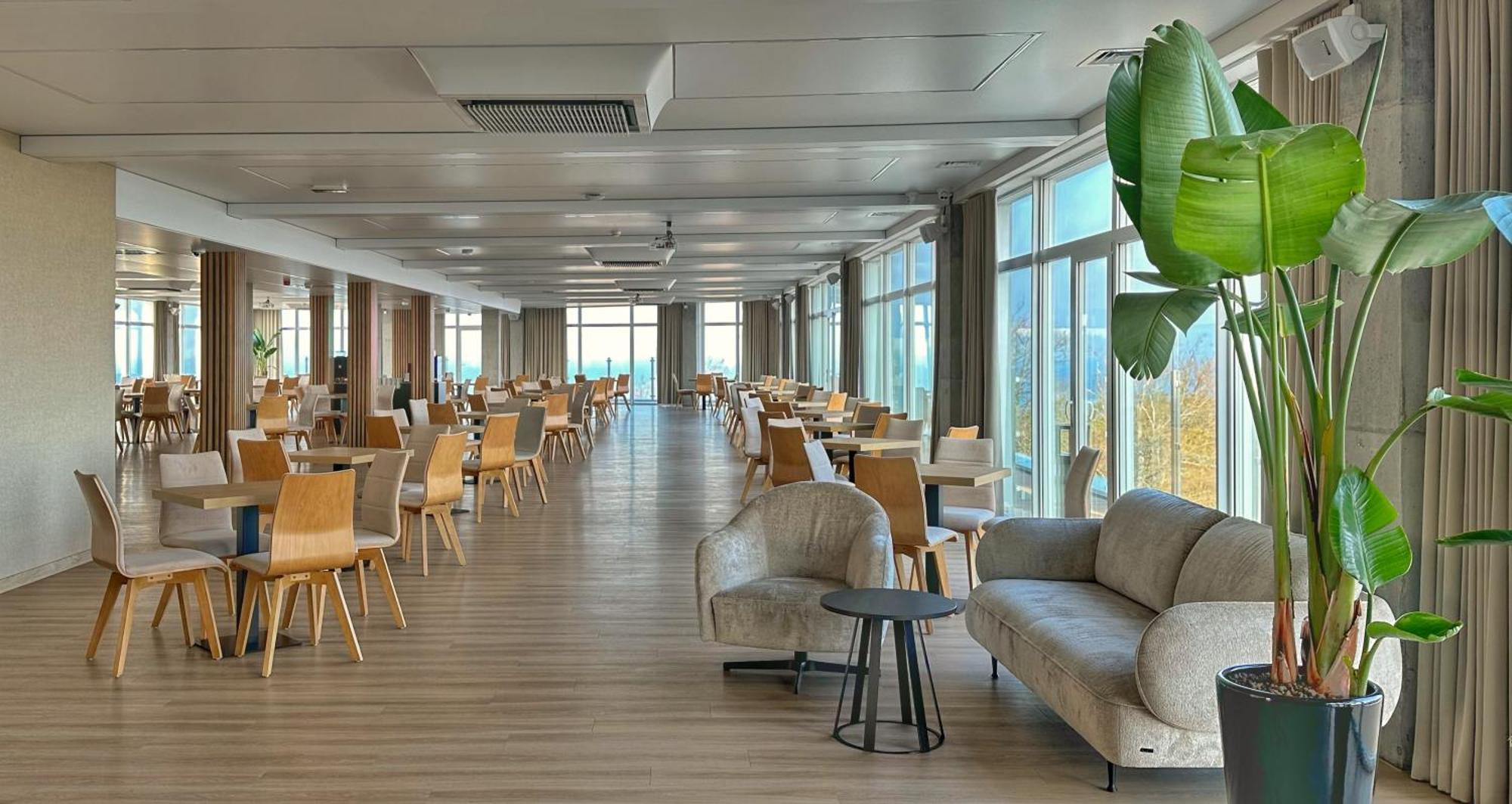 Resort Krol Plaza Spa & Wellness ยารอสวาเวียซ ภายนอก รูปภาพ